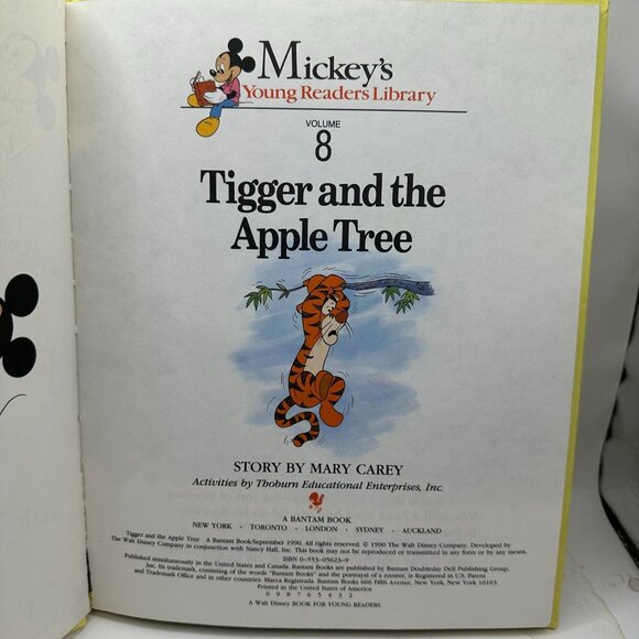 Mickeys Young Readers Library - Tigger And The Apple Tree Volume 8 - Picture 4 of 4